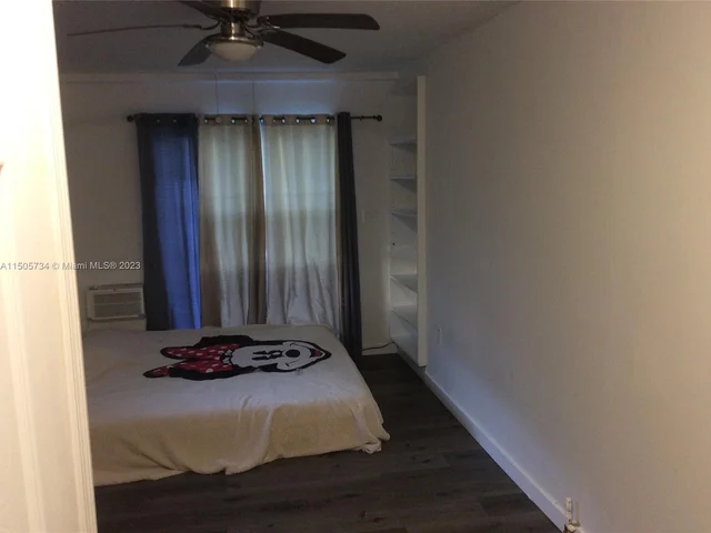 351 188th St, Sunny Isles Beach FL 33160