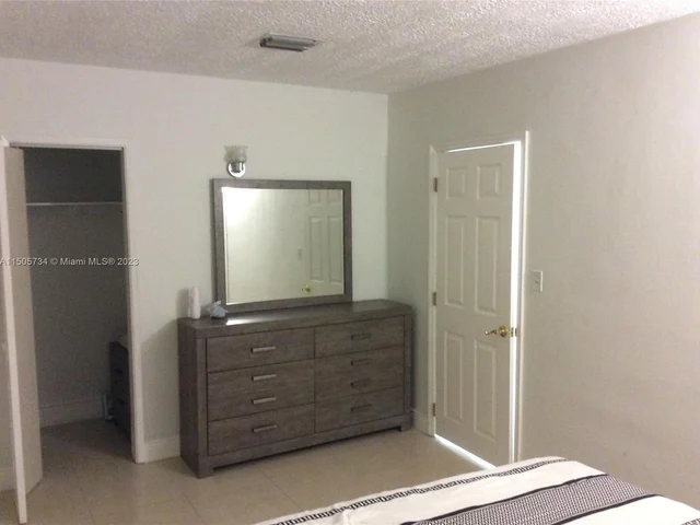 351 188th St, Sunny Isles Beach FL 33160