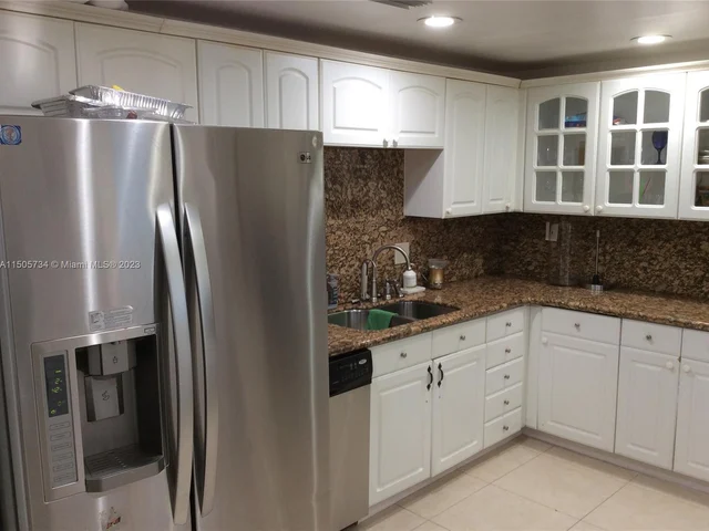 351 188th St, Sunny Isles Beach FL 33160