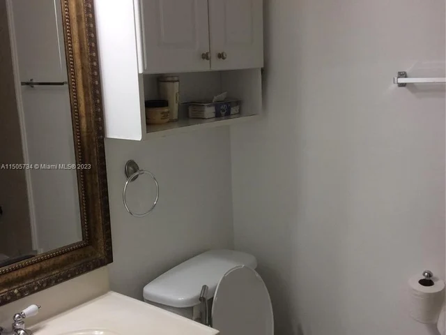 351 188th St, Sunny Isles Beach FL 33160