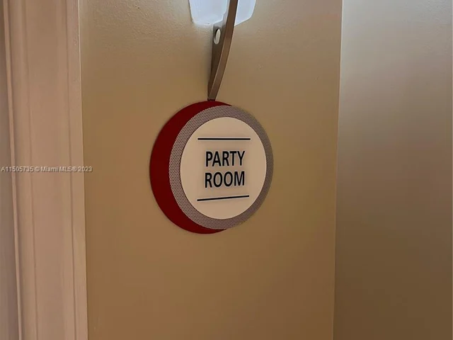 1830 Radius Dr # 1318, Hollywood FL 33020