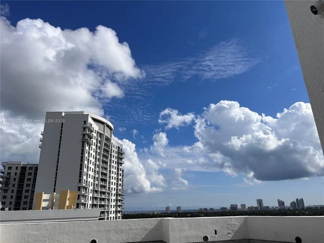 1830 Radius Dr # 1318, Hollywood FL 33020