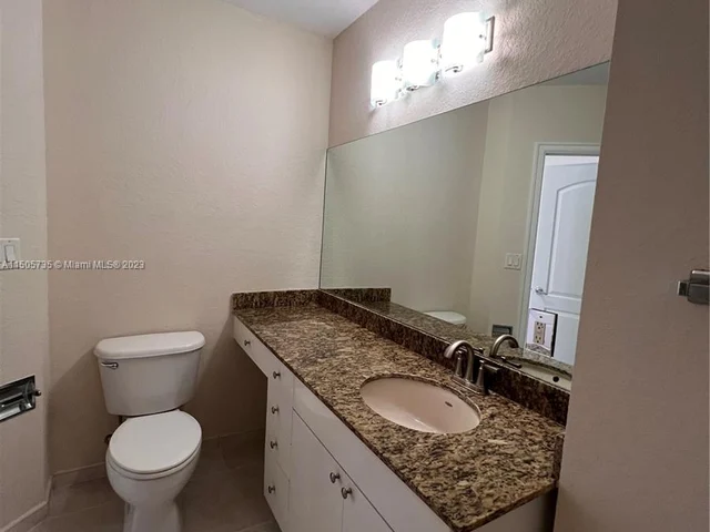 1830 Radius Dr # 1318, Hollywood FL 33020