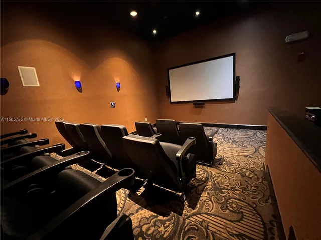 1830 Radius Dr # 1318, Hollywood FL 33020