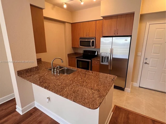 1830 Radius Dr # 1318, Hollywood FL 33020