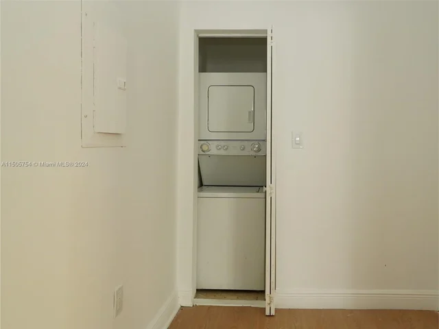 1219 Meridian Ave # 4, Miami Beach FL 33139