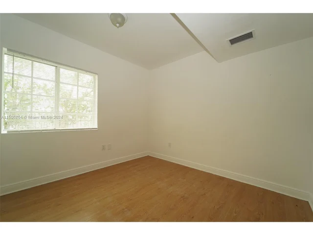 1219 Meridian Ave # 4, Miami Beach FL 33139