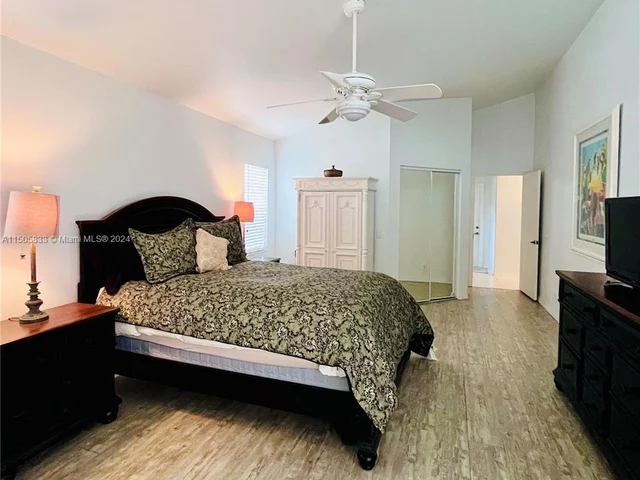 612 Cambridge Ter, Weston FL 33326