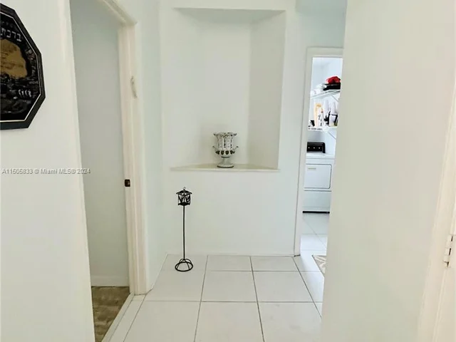 612 Cambridge Ter, Weston FL 33326