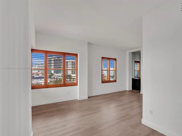 2421 Lake Pancoast Dr # 6A, Miami Beach FL 33140