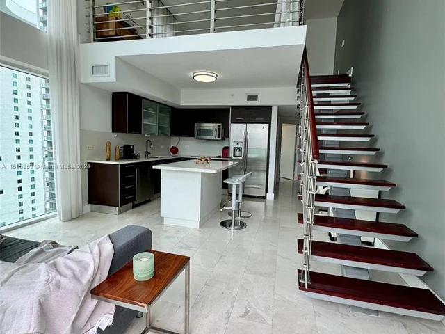 41 SE 5th St # 1701, Miami FL 33131