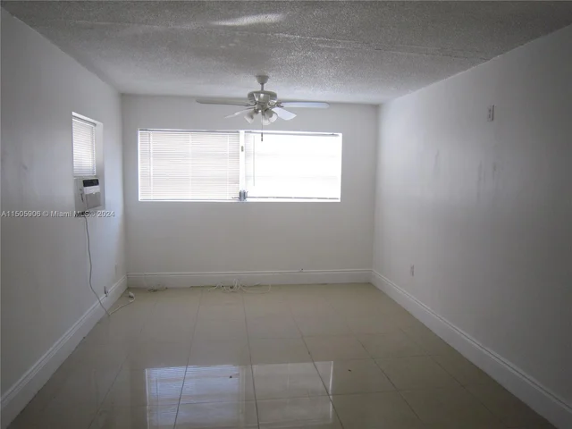 2035 Taylor St # 3, Hollywood FL 33020