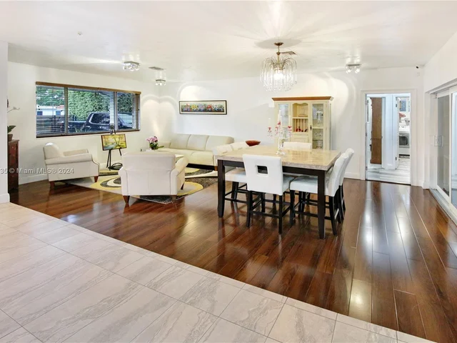 19901 NE 21st Ave, Miami FL 33179