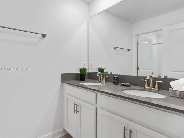 1048 Leader Street # 1048, Davenport FL 33896