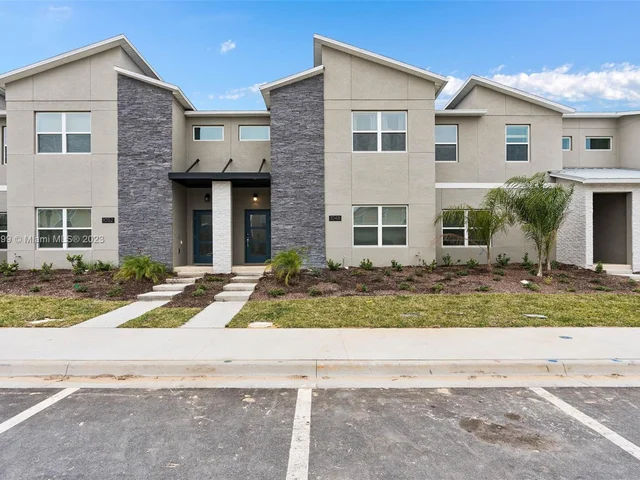 1048 Leader Street # 1048, Davenport FL 33896