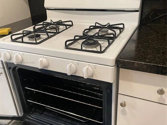 18101 NW 68th Ave # D202, Hialeah FL 33015