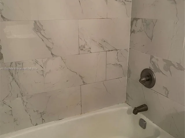 18101 NW 68th Ave # D202, Hialeah FL 33015