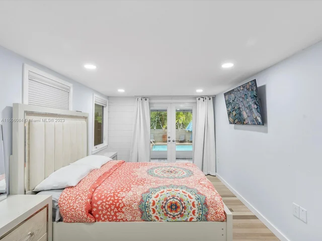 515 Lafayette Dr, Miami Springs FL 33166