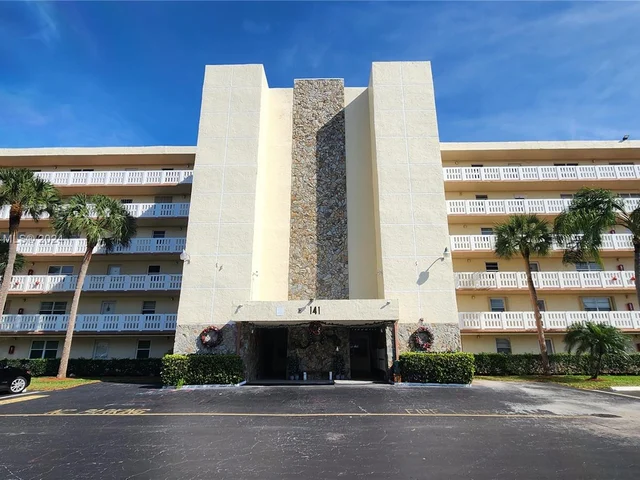 141 SE 3rd Ave # 105, Dania Beach FL 33004