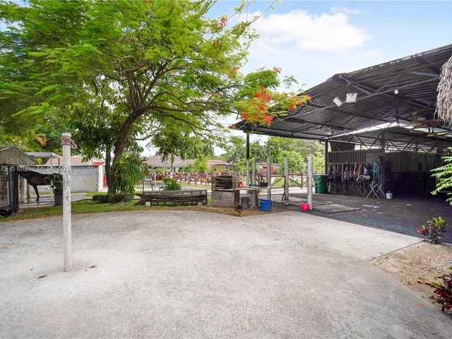 12600 SW 45th St, Miami FL 33175