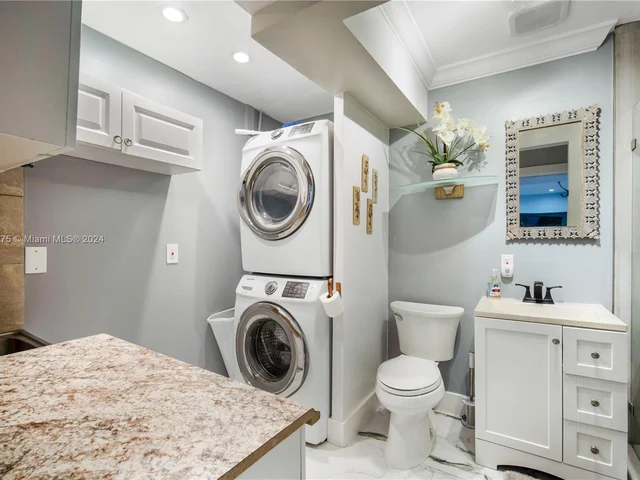 12600 SW 45th St, Miami FL 33175