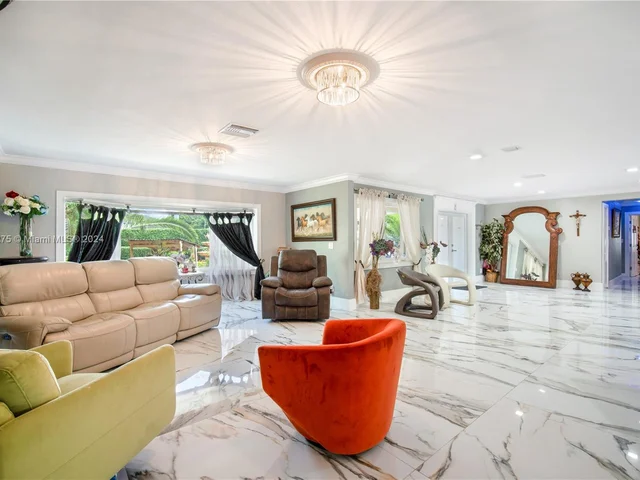 12600 SW 45th St, Miami FL 33175