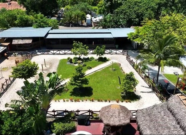 12600 SW 45th St, Miami FL 33175