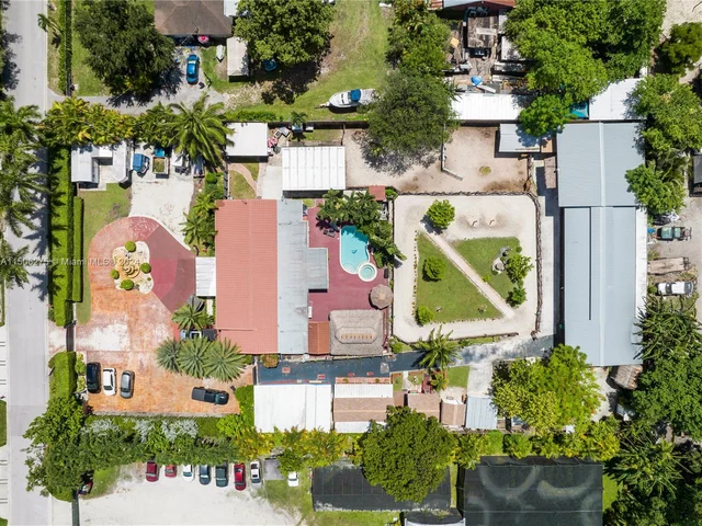 12600 SW 45th St, Miami FL 33175