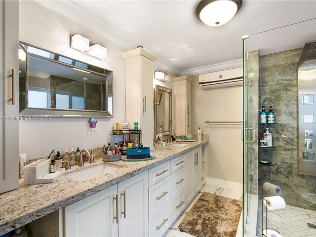 12600 SW 45th St, Miami FL 33175