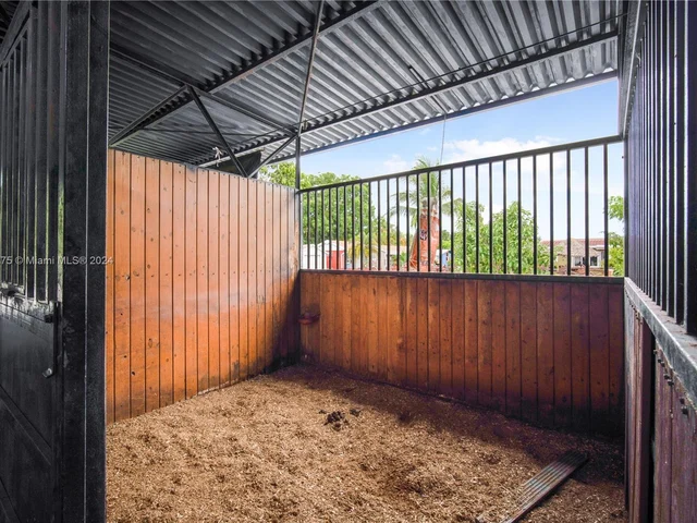 12600 SW 45th St, Miami FL 33175