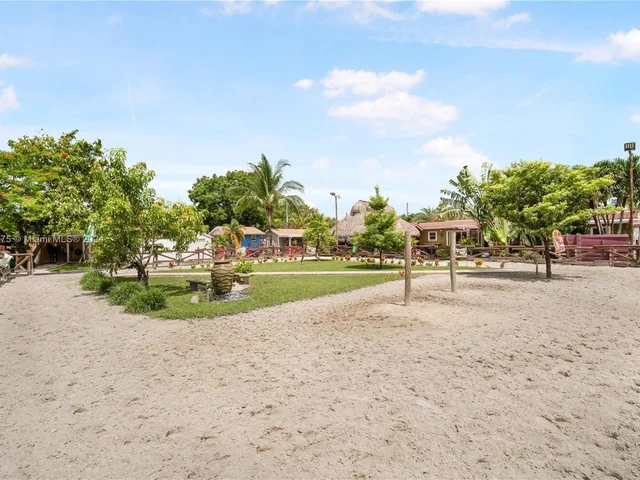 12600 SW 45th St, Miami FL 33175