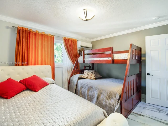 12600 SW 45th St, Miami FL 33175