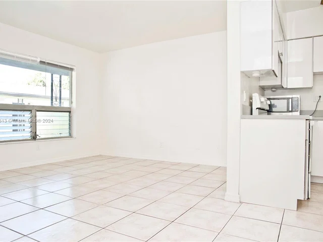 2206 Fillmore St # 6, Hollywood FL 33020