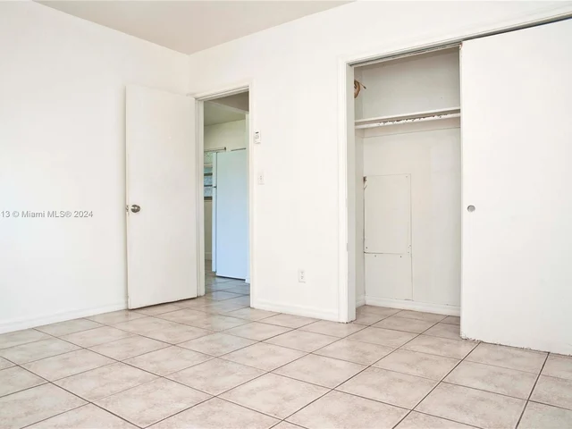 2206 Fillmore St # 6, Hollywood FL 33020