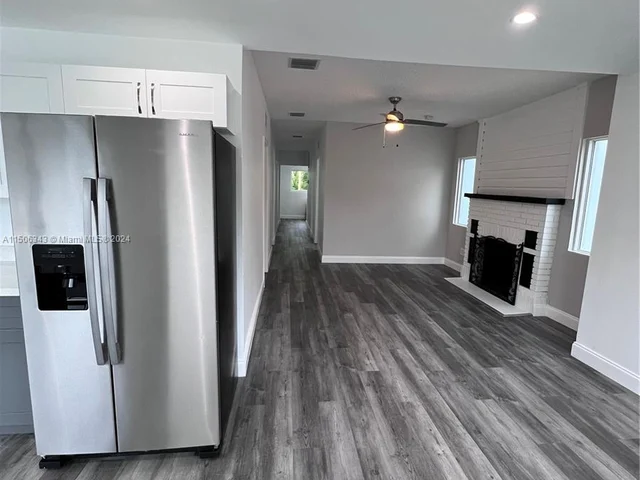 708 SE 6th Ct # 1, Fort Lauderdale FL 33301