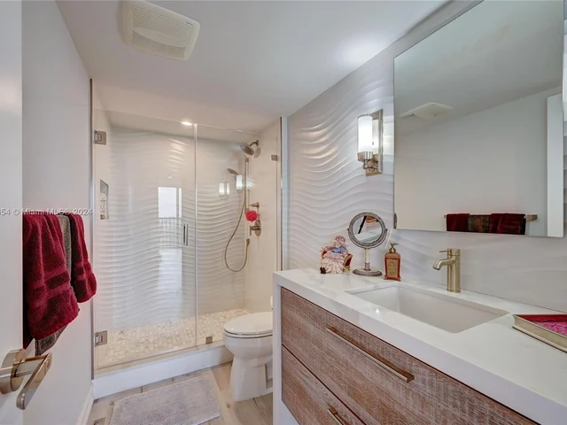 19707 Turnberry Way # 26K, Aventura FL 33180