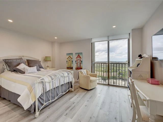 19707 Turnberry Way # 26K, Aventura FL 33180