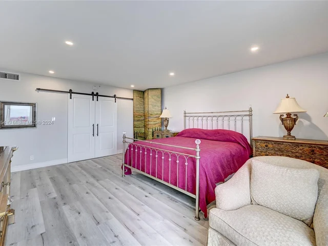 19707 Turnberry Way # 26K, Aventura FL 33180