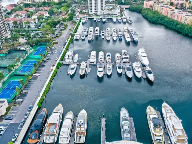 19707 Turnberry Way # 26K, Aventura FL 33180