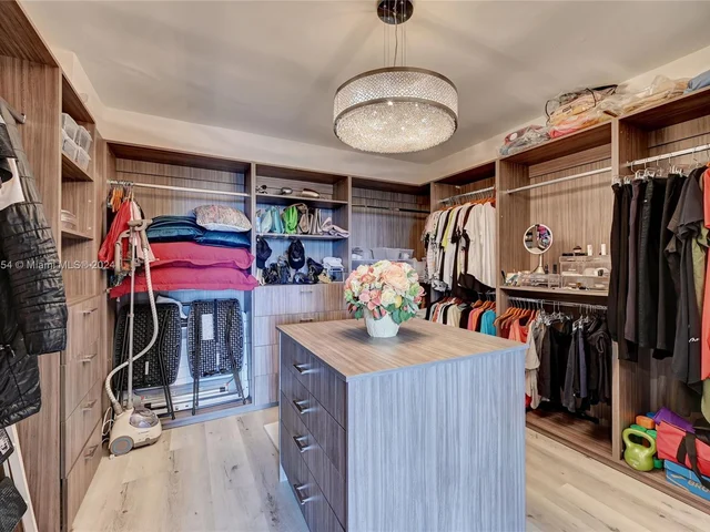 19707 Turnberry Way # 26K, Aventura FL 33180