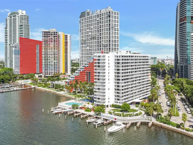 200 SE 15th Rd # 6J, Miami FL 33129