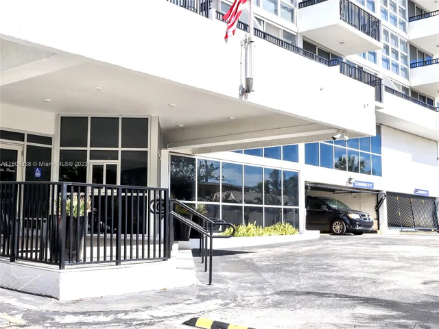 525 N Ocean Blvd # 920, Pompano Beach FL 33062