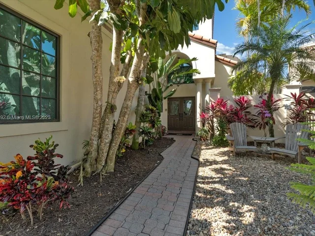 23496 Mirabella Cir S, Boca Raton FL 33433