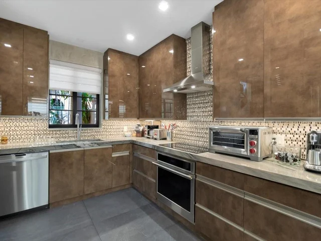 23496 Mirabella Cir S, Boca Raton FL 33433