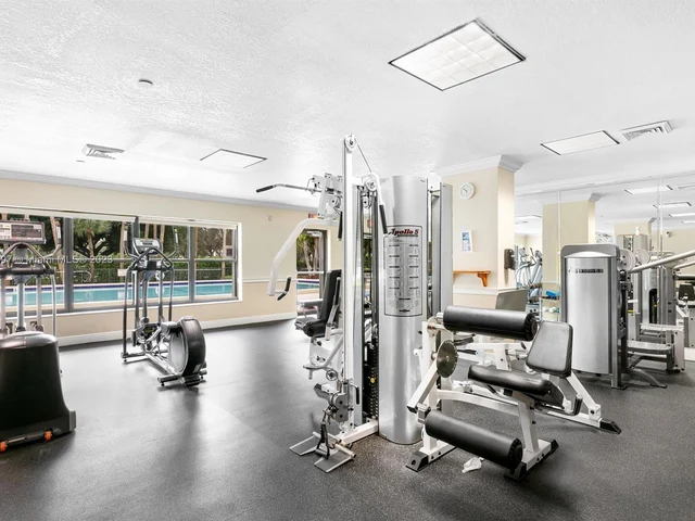 3200 Port Royale Dr N # 2005, Fort Lauderdale FL 33308