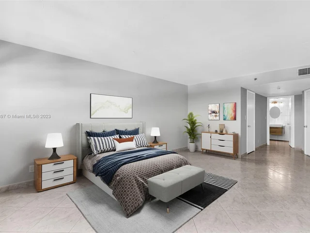 3200 Port Royale Dr N # 2005, Fort Lauderdale FL 33308