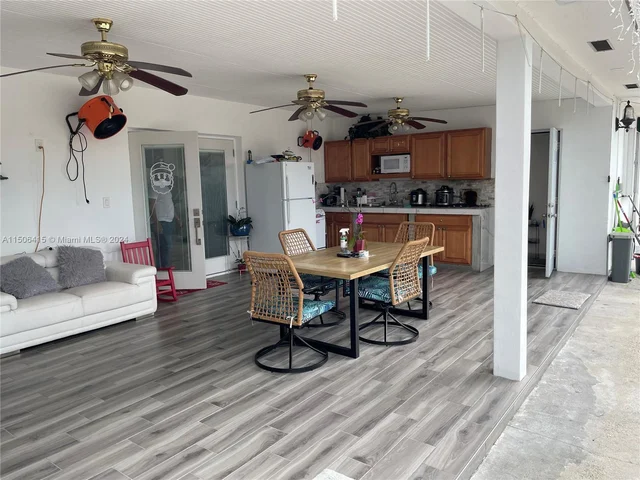 3970 NW 174th St, Miami Gardens FL 33055