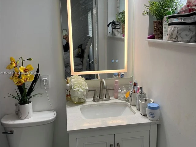 3970 NW 174th St, Miami Gardens FL 33055