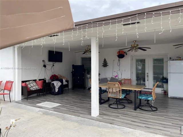 3970 NW 174th St, Miami Gardens FL 33055