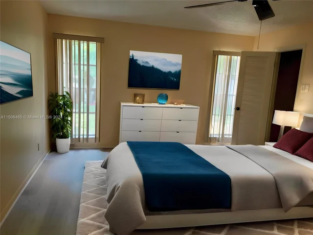 9039 NW 21st Ct, Coral Springs FL 33071